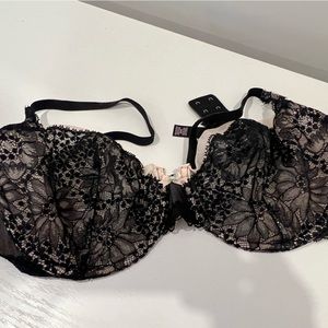 Victoria secret bra